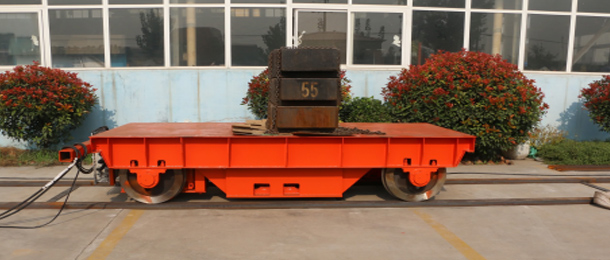 電卷筒搬運(yùn)設(shè)備車